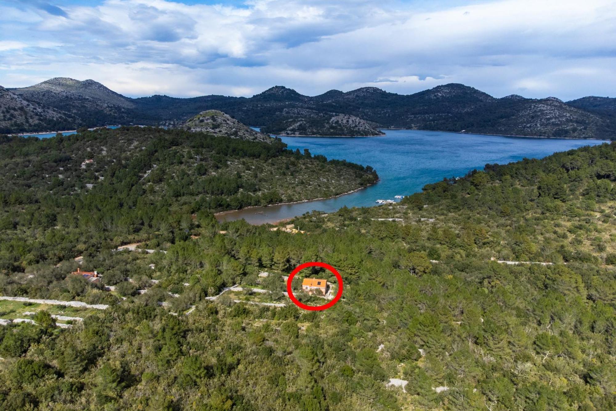 Secluded Fisherman's Cove Jaz - Telascica, Dugi Otok - 8143 *